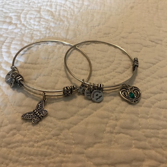 Butterfly 🦋 Bangle - Adjustable, brand Soufeel - Picture 6 of 7